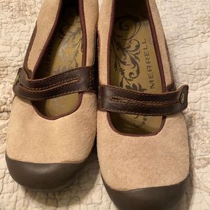 Great condition Merrell loafers
